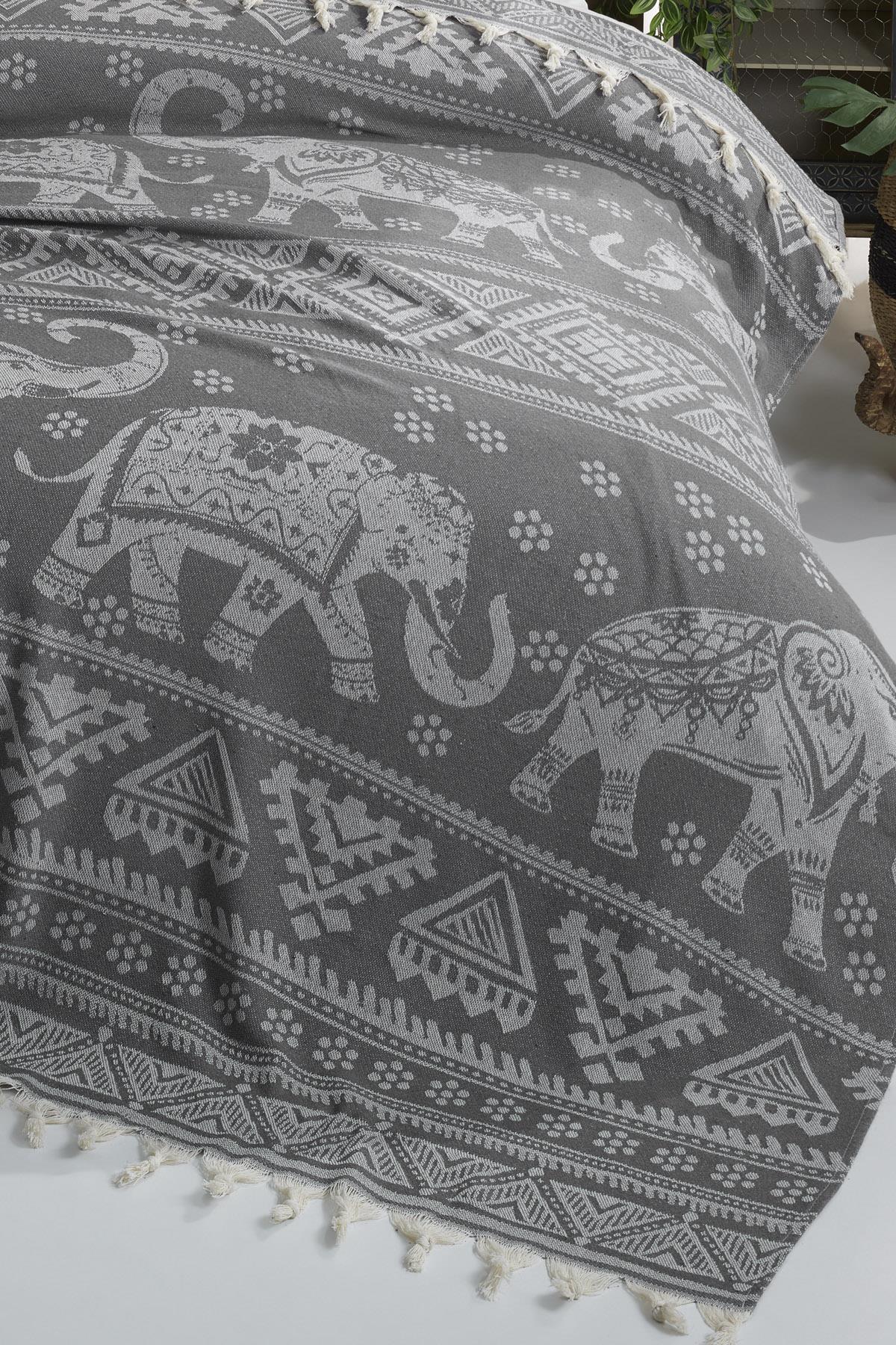Elephant Çift Kişilik Yatak Örtüsü