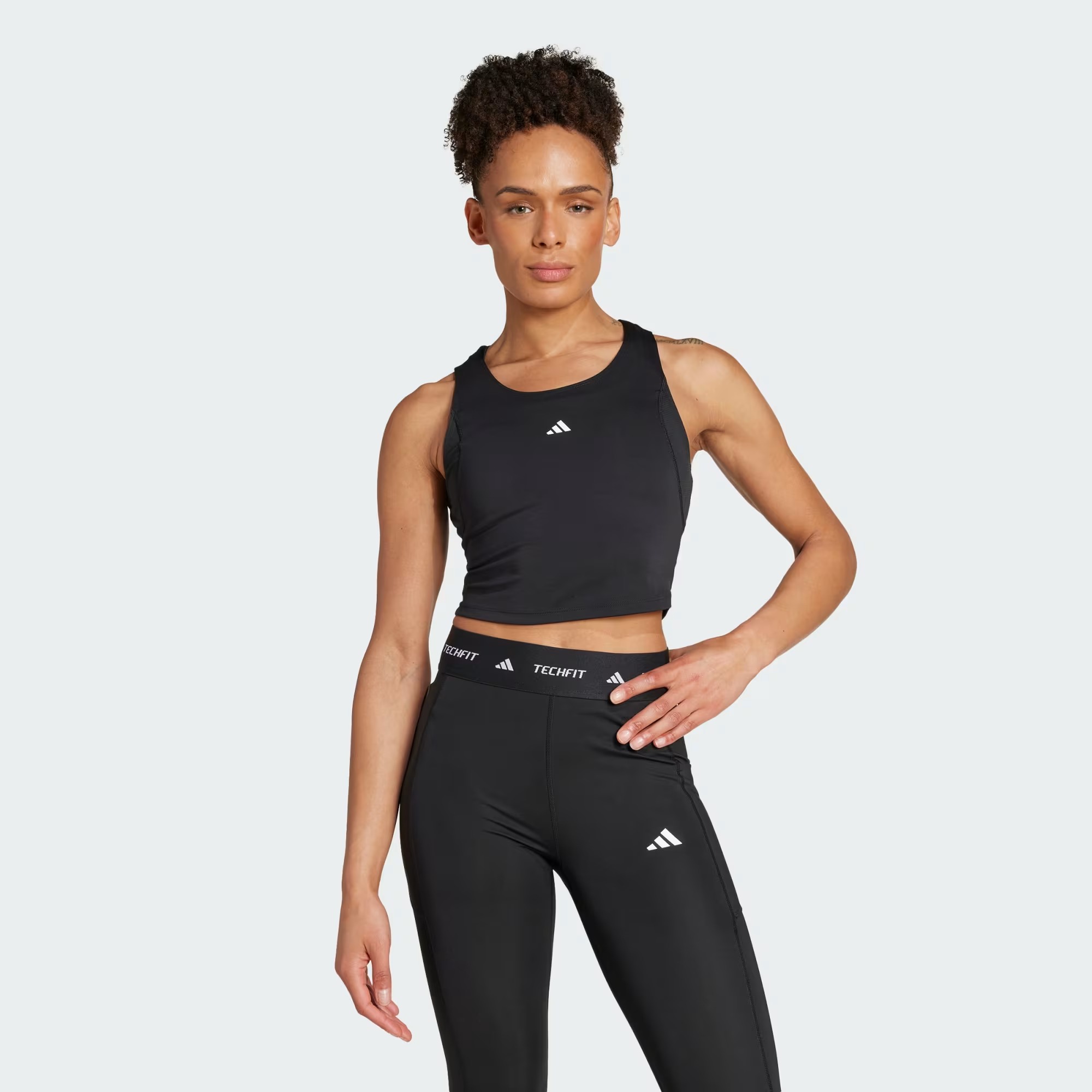 Adidas Techfit Kadın Crop T-shirt IK7921 (IK7921) Siyah