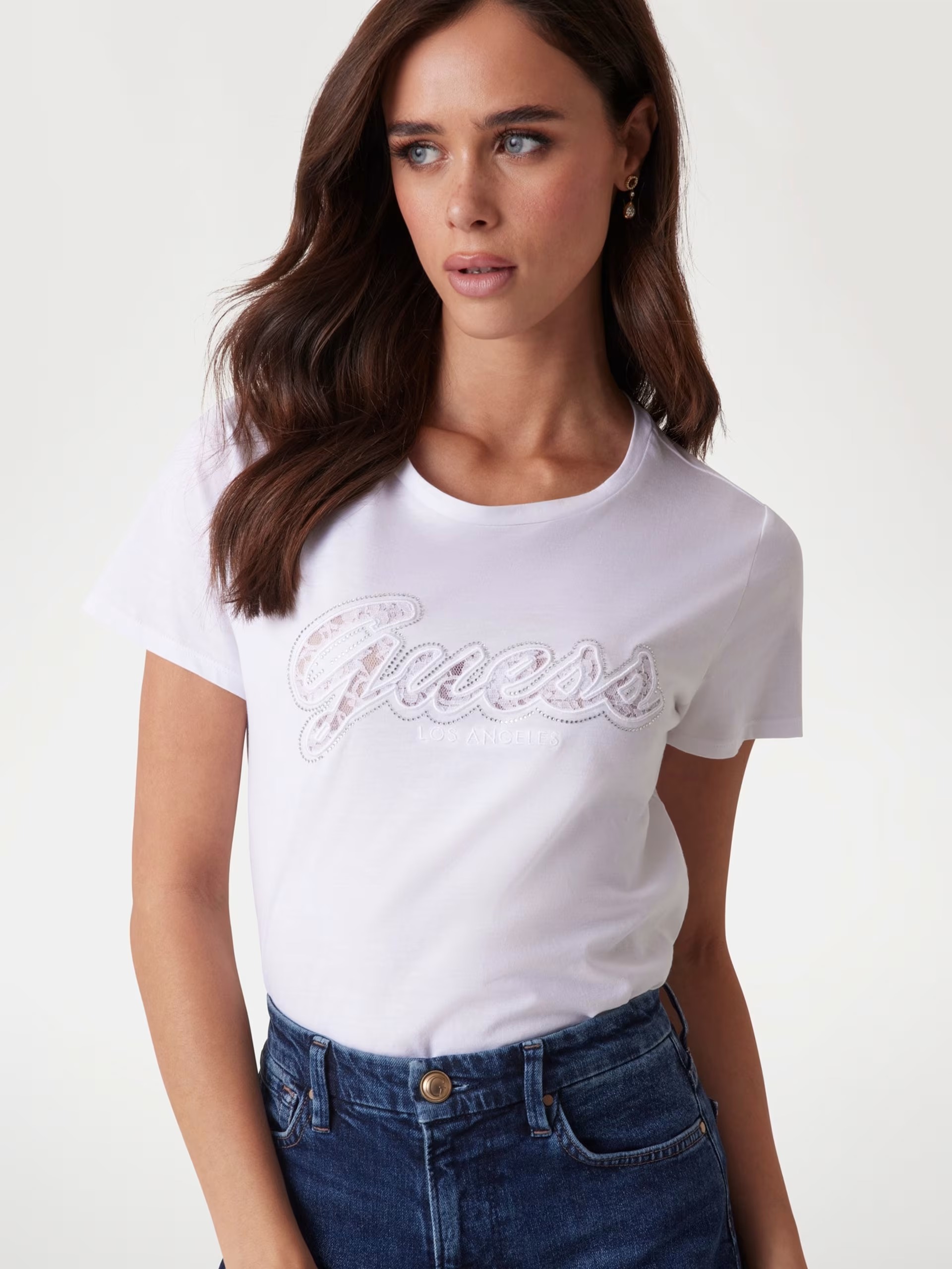 Guess Dantelli Logolu Kadın T-shirt W5RI08K9RM1 (W5RI08K9RM1) Beyaz