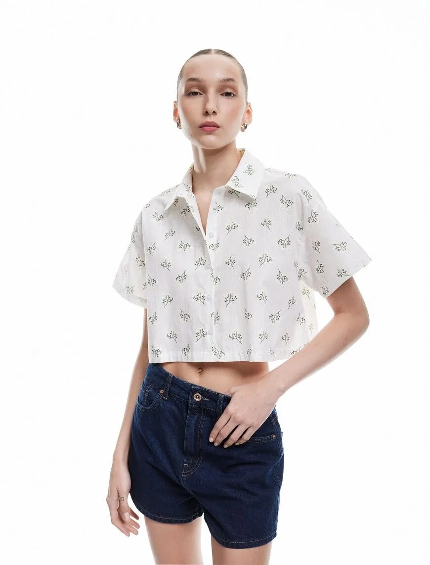 Koton Düğmeli Klasik Yaka Çiçekli Kadın Crop Gömlek 5SAL60012IW (5SAL60012IW) Beyaz