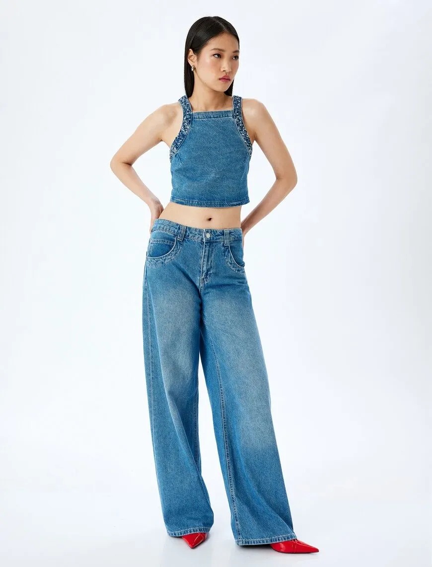 Koton Taş Detaylı Sırtı Bağcıklı Crop Kolsuz Kadın Denim Bluz 5SAL30004MD (5SAL30004MD) İndigo