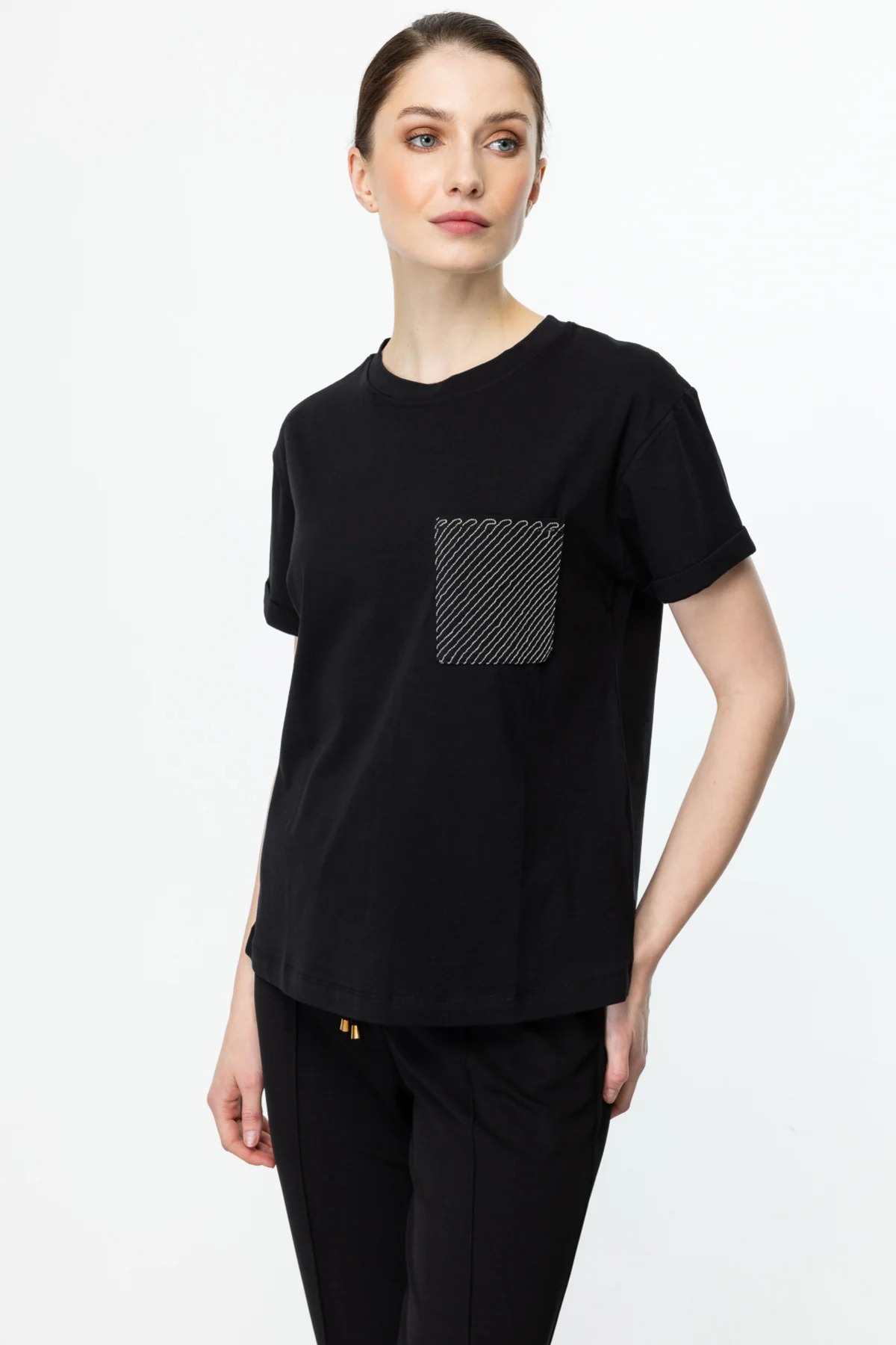 On Fashion Cebi Taşlı Kısa Kol Sıfır Yaka Kadın Bluz 25Y.ON.BLZ.51349.01 (25Y.ON.BLZ.51349.01) Siyah