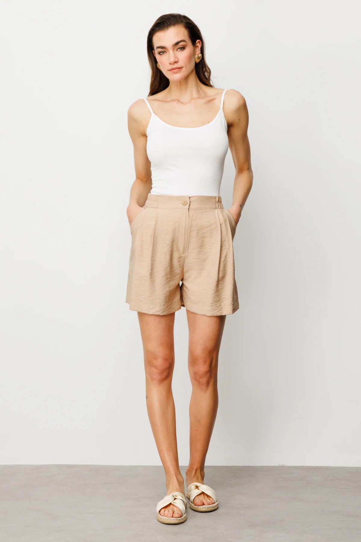 On Fashion Çift Pileli Kadın Şort 25Y.ON.SRT.52315.01 (25Y.ON.SRT.52315.01) Kum