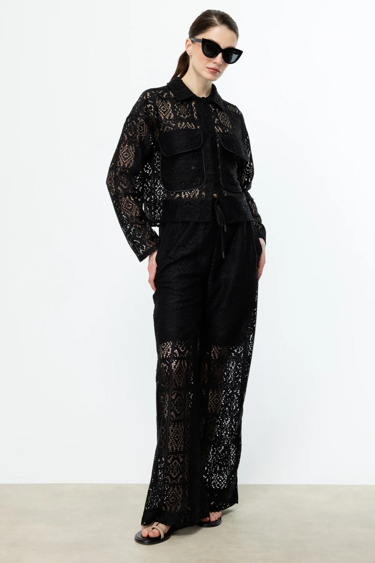 On Fashion Dantelli Bol Paça Kadın Pantolon 25Y.ON.PNT.56517.01 (25Y.ON.PNT.56517.01) Siyah