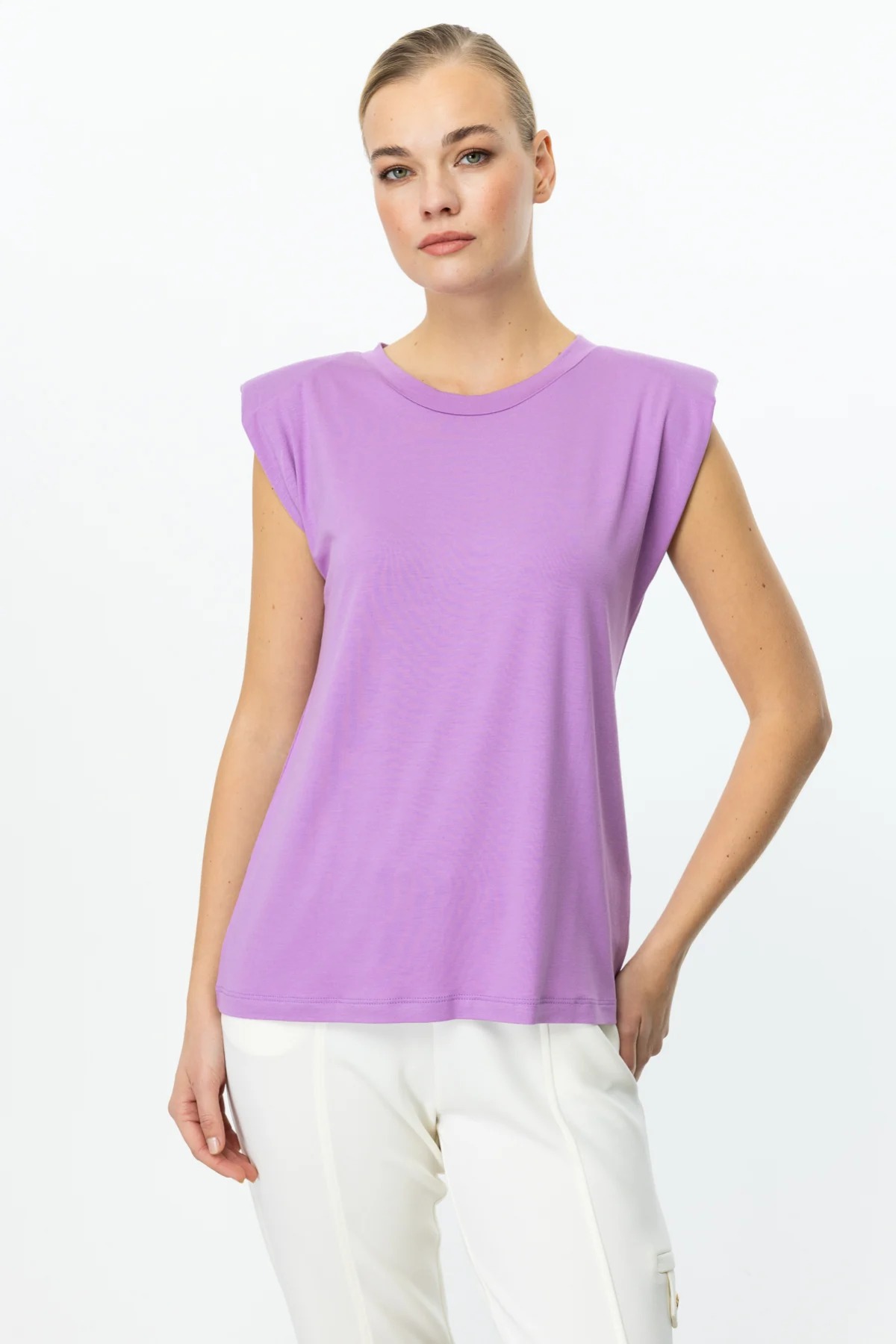 On Fashion Omuzları Vatkalı Kadın Kolsuz Bluz 25Y.ON.BLZ.51486.01 (25Y.ON.BLZ.51486.01) Lila