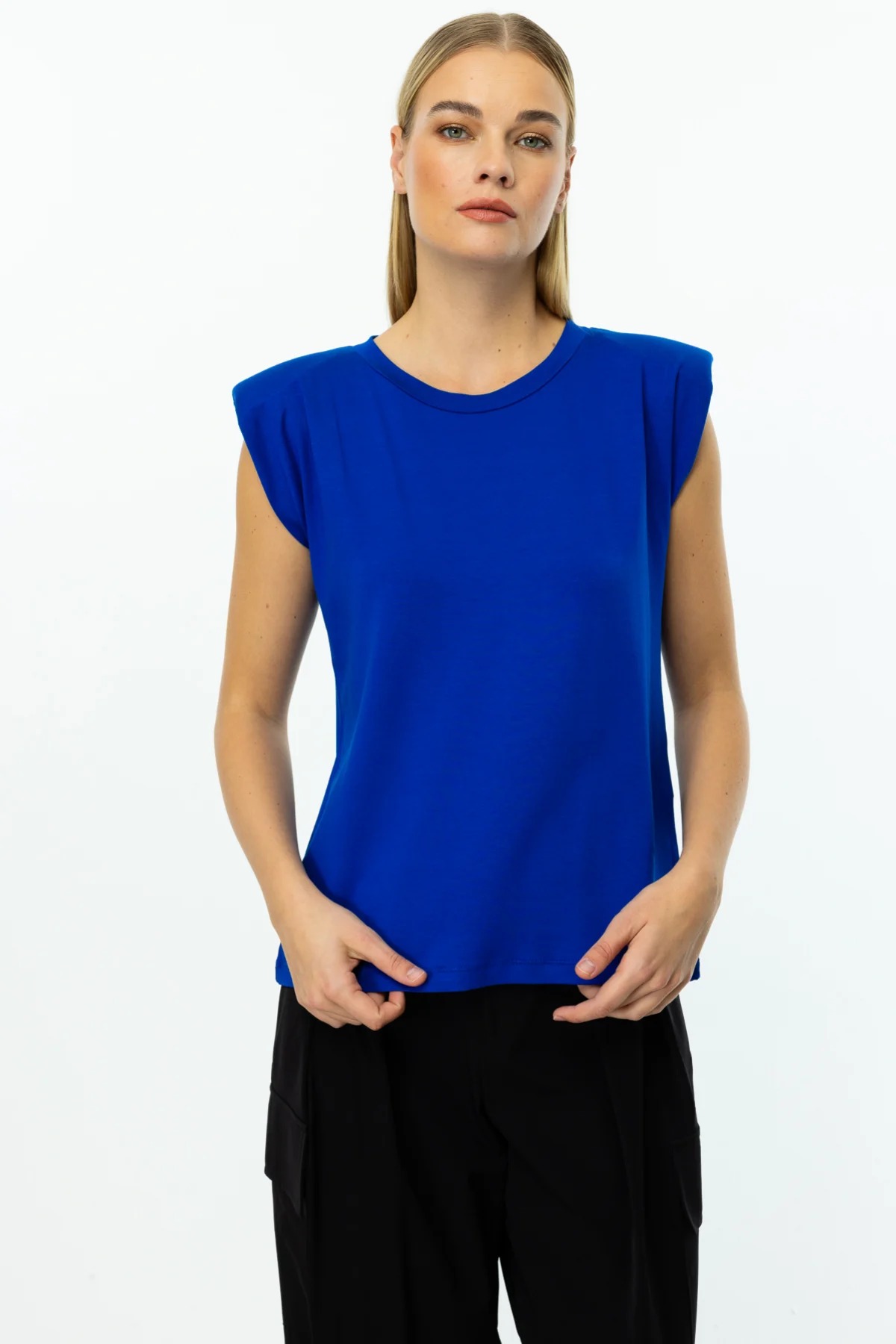 On Fashion Omuzları Vatkalı Kadın Kolsuz Bluz 25Y.ON.BLZ.51486.01 (25Y.ON.BLZ.51486.01) Saks
