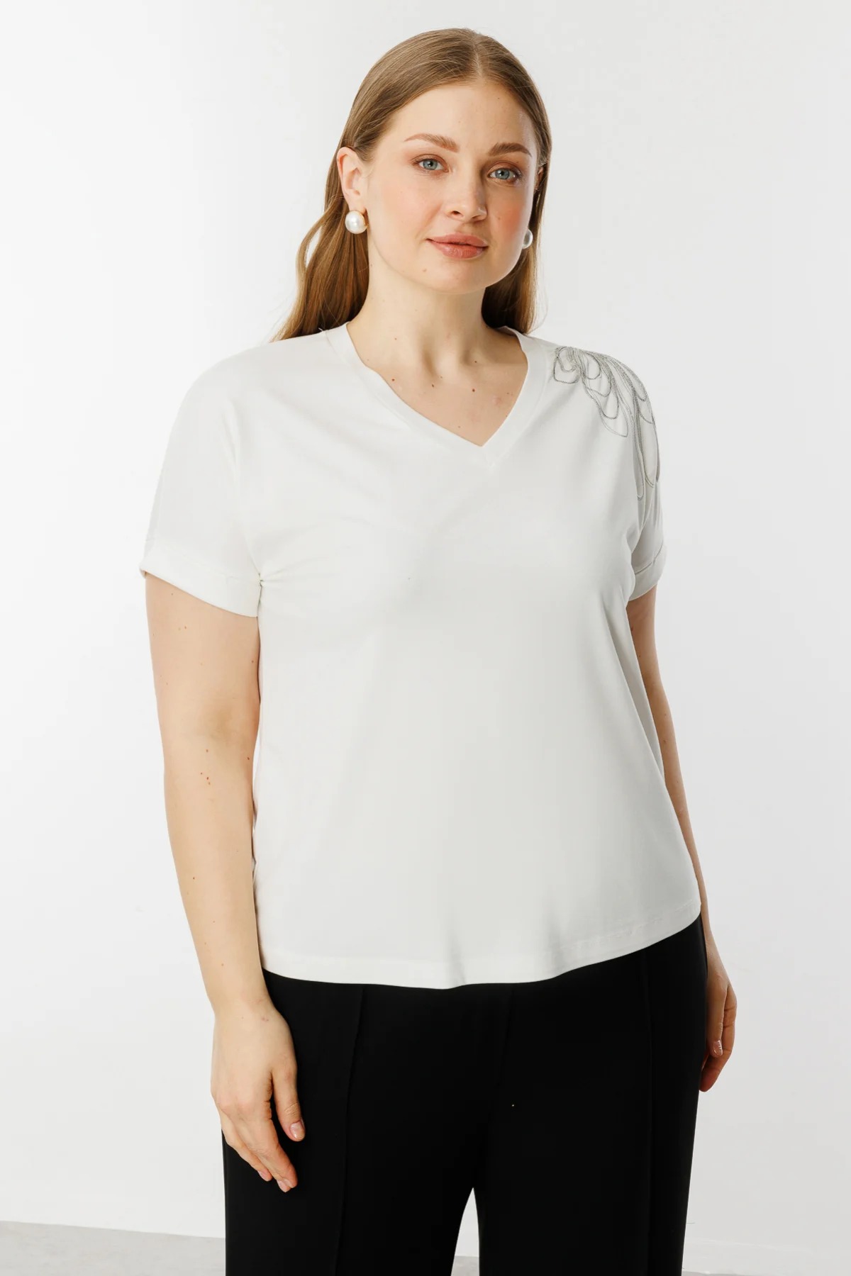 On Fashion Omzu Taş İşlemeli Kadın T-shirt 25Y.ON.BLZ.51421.01 (25Y.ON.BLZ.51421.01) Ekru