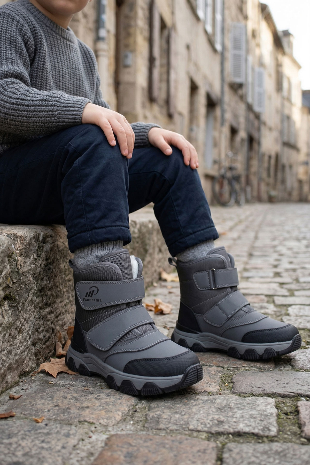 Erkek Çocuk Su Geçirmez Cırtlı Bot