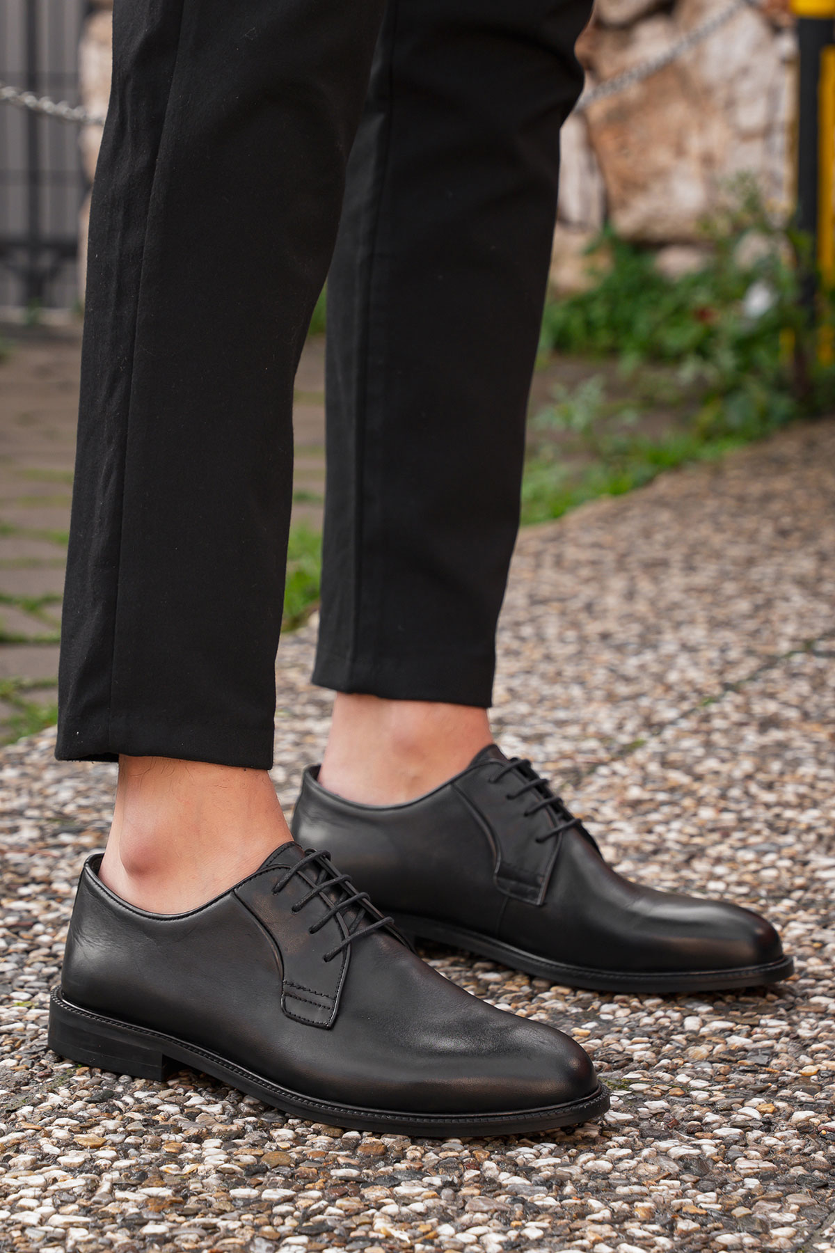 حذاء كلاسيكي رجالي من الجلد الطبيعي