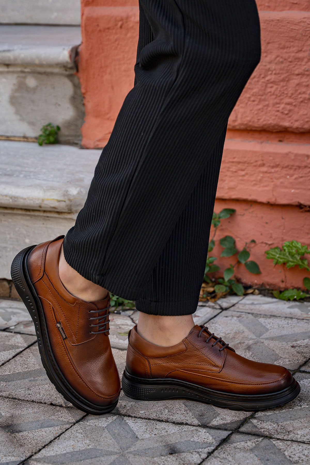 Ортопедические мужские кроссовки с подошвой EVA