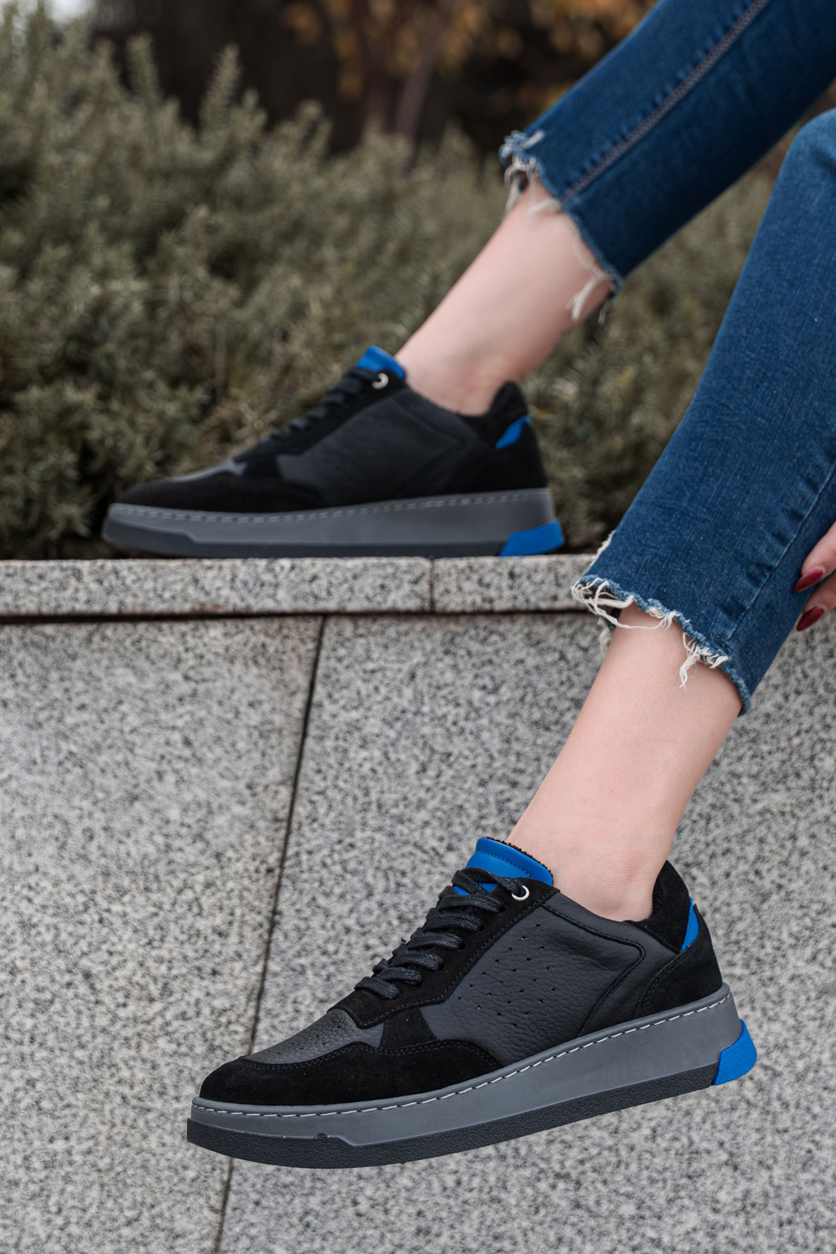 Süet Detaylı Hakiki Deri Kadın Sneaker