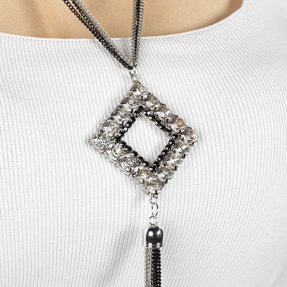 Uzun zincirli kolye siyah ve gümüş rengi zincirli siyah taşlı prizma şeklinde gerdanlık bayan takı bijuteri