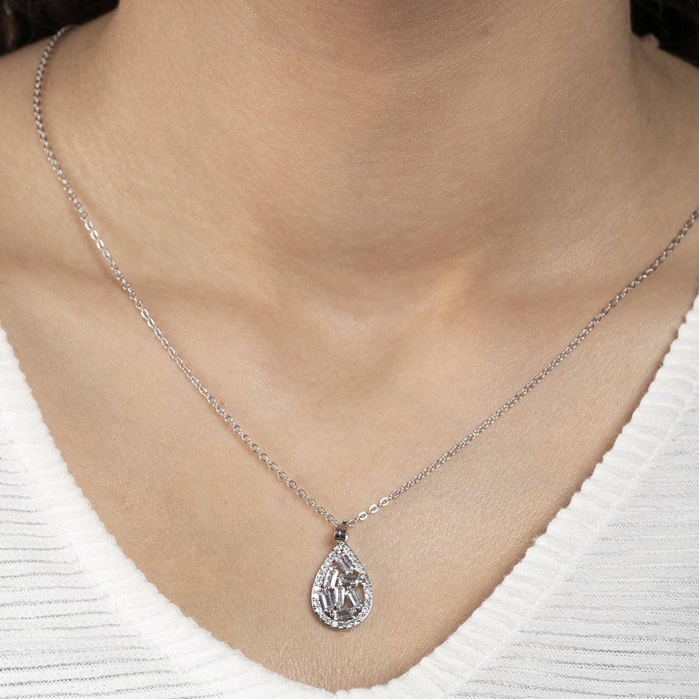 Zirkon taşlı kolye gümüş silver renkli ince zincirli damla model şekilli gerdanlık bayan takı bijuteri
