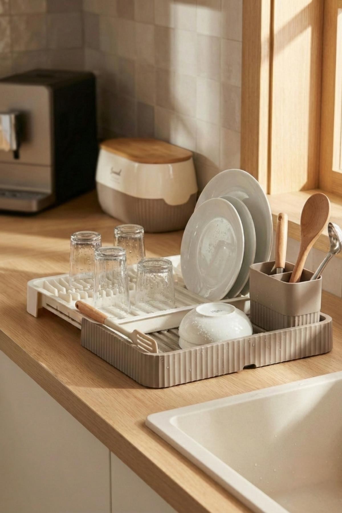 Vizon Sürgülü Lavabo Üstü Bulaşıklık & Fonksiyonel Tabaklık Ve Bardaklık 32x36 cm