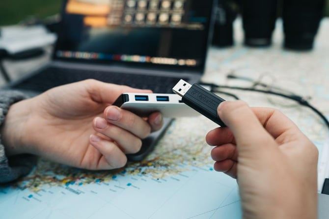 VERBATIM 256GB Store N Go V3 USB 3.2 USB Bellek