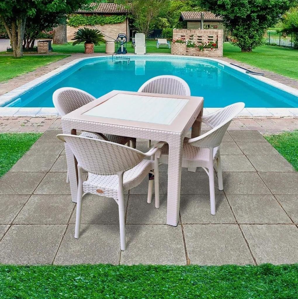 Bambu Kapiçino 90x90 Cm Camlı Rattan Bahçe Balkon Masa Takımı