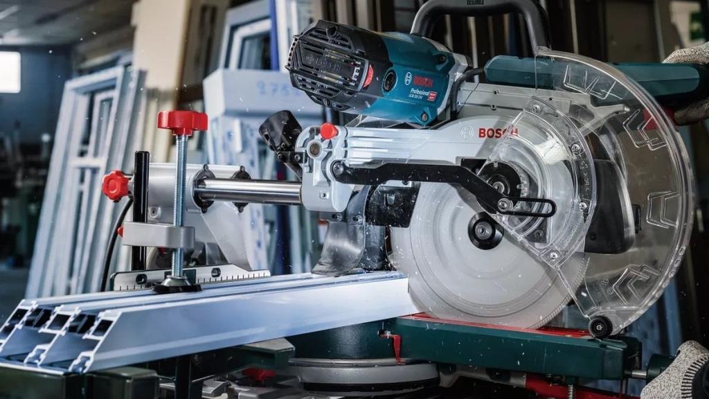 BOSCH 254x30x3,2 mm 80 Diş PRO Multi Material Elmas Daire Testere- Aluminyum Kesime Uygun(2608640450) ne işe yarar