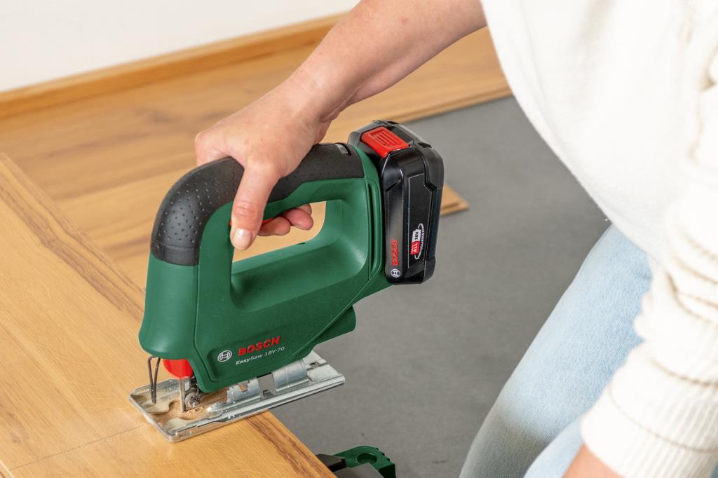 BOSCH EasySaw 18V-70 Akülü Dekupaj Testere (Akü ve Şarj Aleti Hariç) nereden bulurum