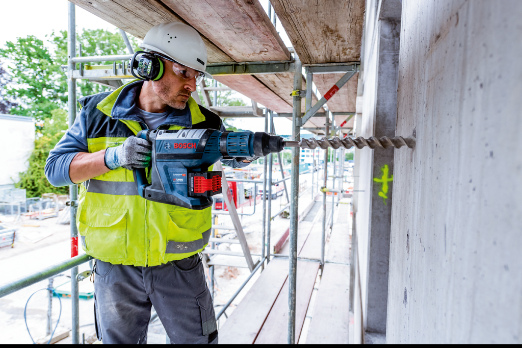 BOSCH GBH 18V-45 C SDS-Max Akülü Kırıcı Delici (Akü ve Şarj Aleti Hariç) fiyatı