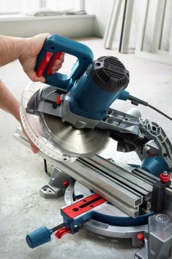 BOSCH GCM 216 Gönye Kesme Makinası nasıl kullanılır