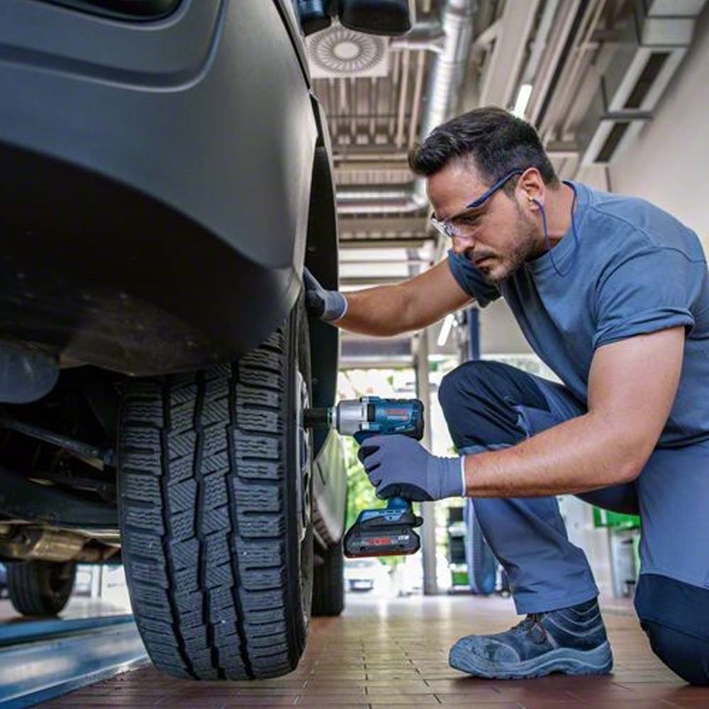 BOSCH GDS 18 V-450 PC Şarjlı Somun Sıkma Makinası 18 Volt 450 Nm ne işe yarar