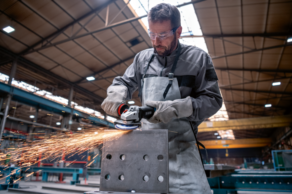 BOSCH GWS 17-125 PS Avuç Taşlama 1700 Watt Devir Ayarlı (İnce Gövdeli) ne işe yarar