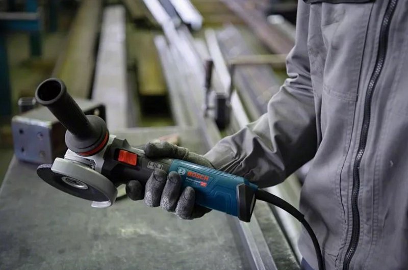 BOSCH GWS 17-150 S Avuç Taşlama 1700 Watt Devir Ayarlı (İnce Gövdeli) ne işe yarar