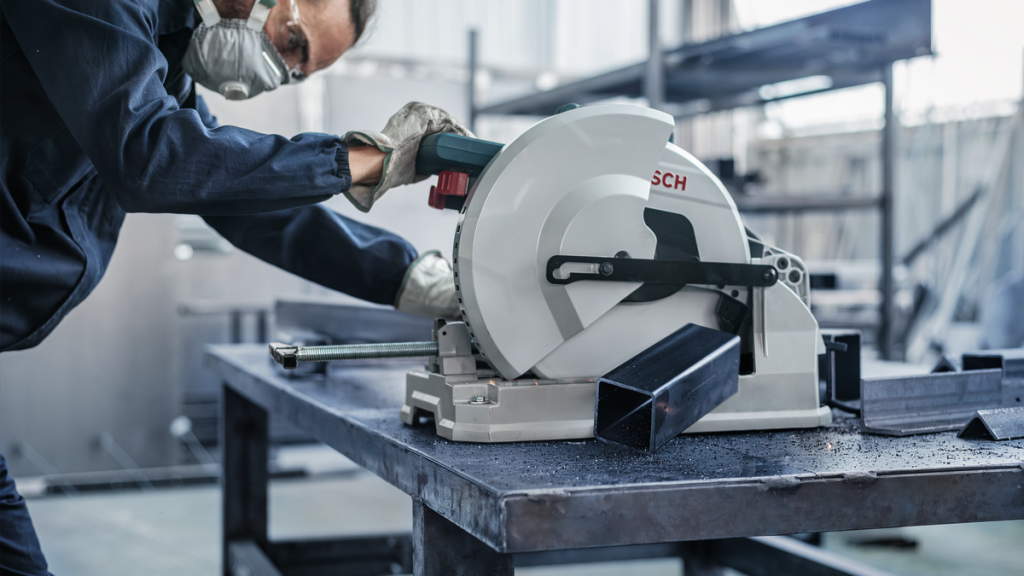 BOSCH PRO Steel 305X2.2x25.4 mm 60 Diş Elmas Uçlu Metal Kesme Testeresi ne işe yarar