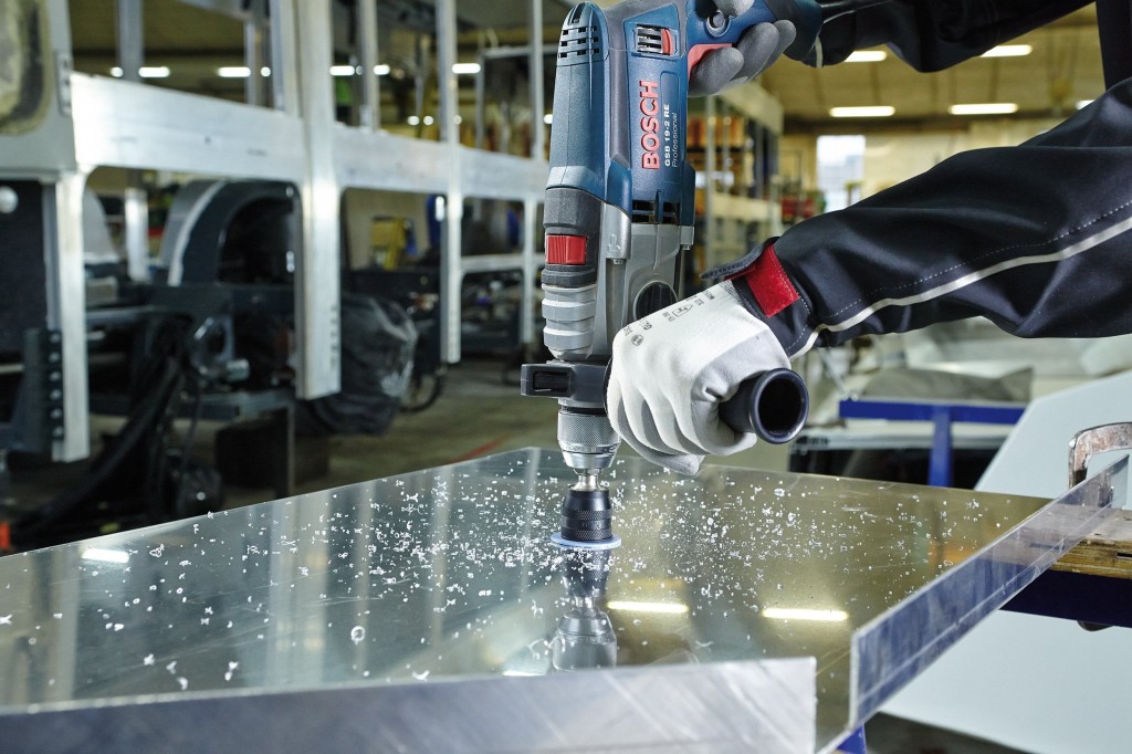 BOSCH Sheet Metal Delik Açma Testeresi Panç (Ölçü Seçiniz) nasıl kullanılır