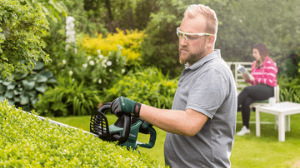 BOSCH Universal HedgeCut 50 Çit Budama Kesme Makinesi ne işe yarar
