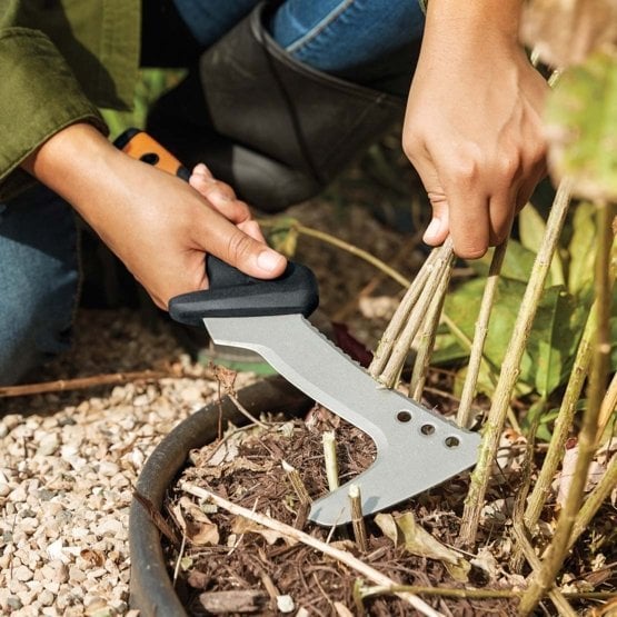 FISKARS CL-501 Kılıflı Hasat ve Outdoor Palası (1051232) nereden bulurum