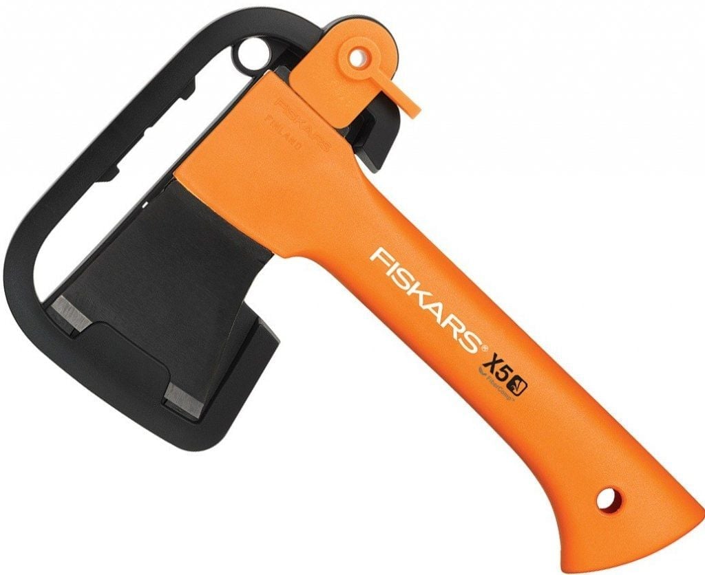 FISKARS X5 Kamp Baltası (121123) nasıl kullanılır