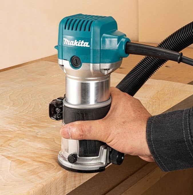 MAKİTA RT0702C Avuç Tip El Frezesi 710 Watt ne işe yarar
