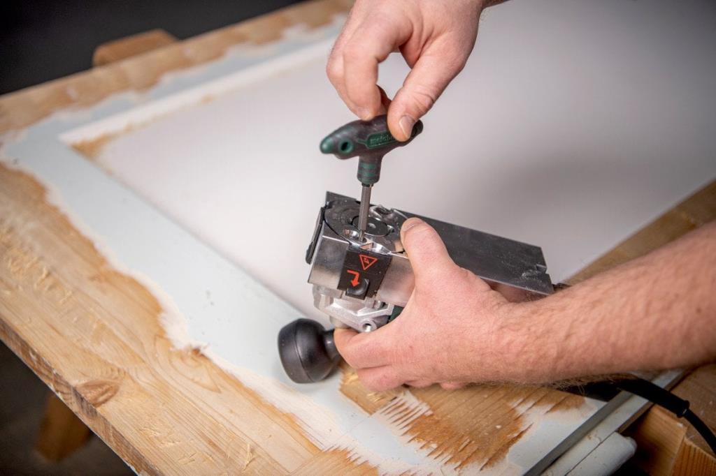 METABO LF 850 S Boya - Cila - Vernik Kazıma Makinası ne işe yarar