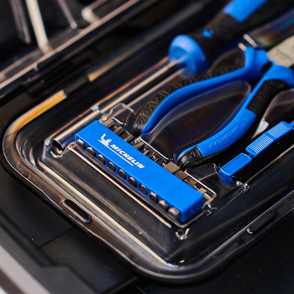 Michelin MC33320 13 Parça CR-V Kargaburnu + Maket Bıçağı Bits Tornavida Seti ne işe yarar