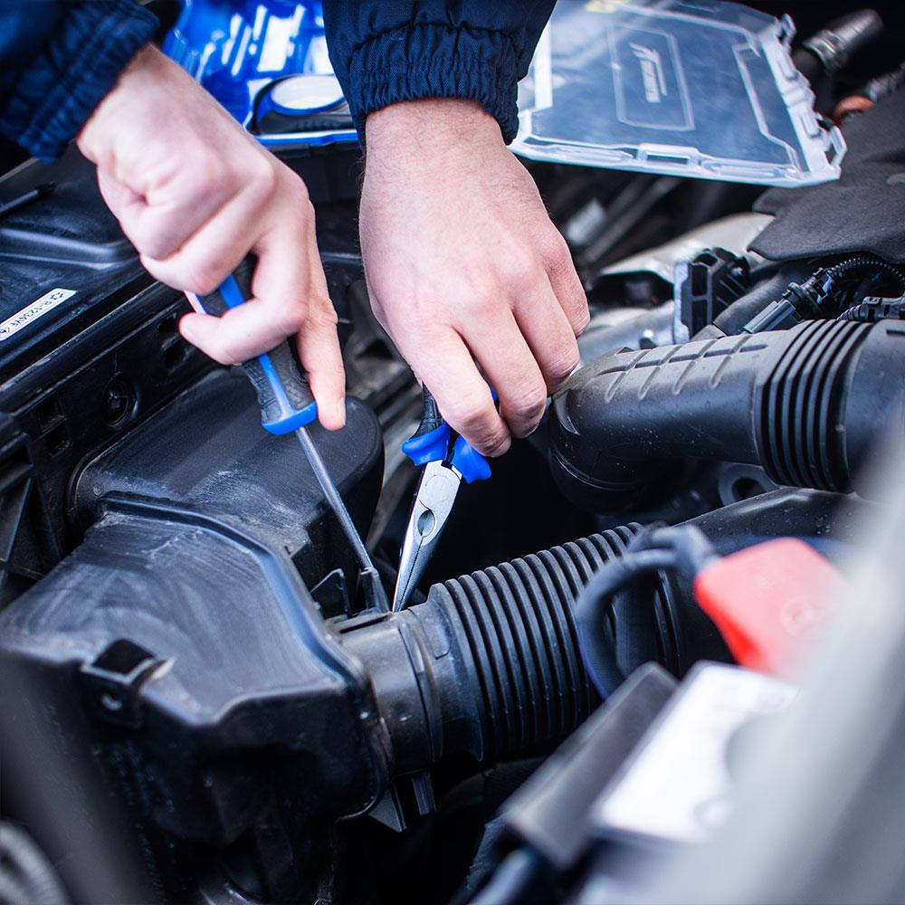 Michelin MC33320 13 Parça CR-V Kargaburnu + Maket Bıçağı Bits Tornavida Seti ne işe yarar