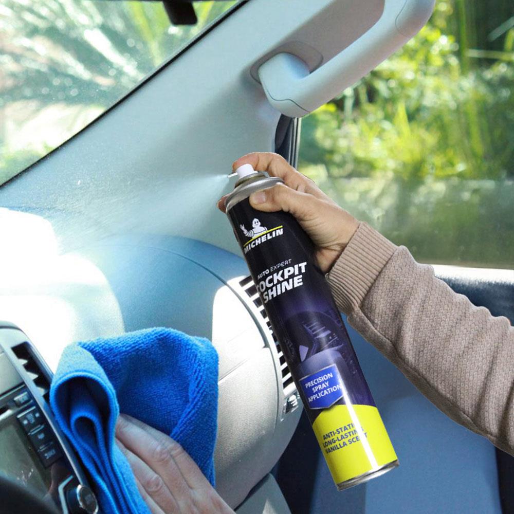 Michelin MC34358 750ml Torpido ve Kokpit Parlatma ve Bakım Spreyi Çilek Aromalı ne işe yarar