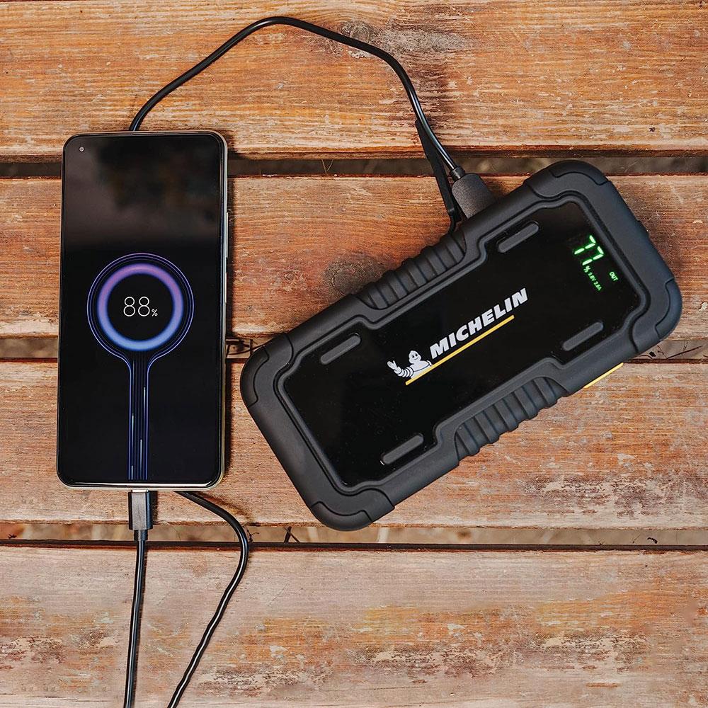 Michelin MJS160 12Volt 2000Amp Lityum Polimer Akü Takviye + Powerbank + Led Lamba ne işe yarar