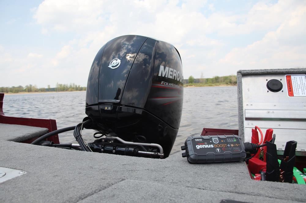 NOCO Genius GB40 12V 1000Amp Ultrasafe Lityum Akü Takviye + Powerbank + Led Lamba ne işe yarar