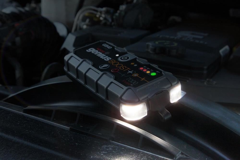 NOCO Genius GB40 12V 1000Amp Ultrasafe Lityum Akü Takviye + Powerbank + Led Lamba ne işe yarar