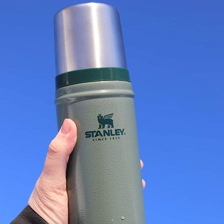 Stanley Klasik Vakumlu Çelik Termos Yeşil 0.75 LT nereden bulurum