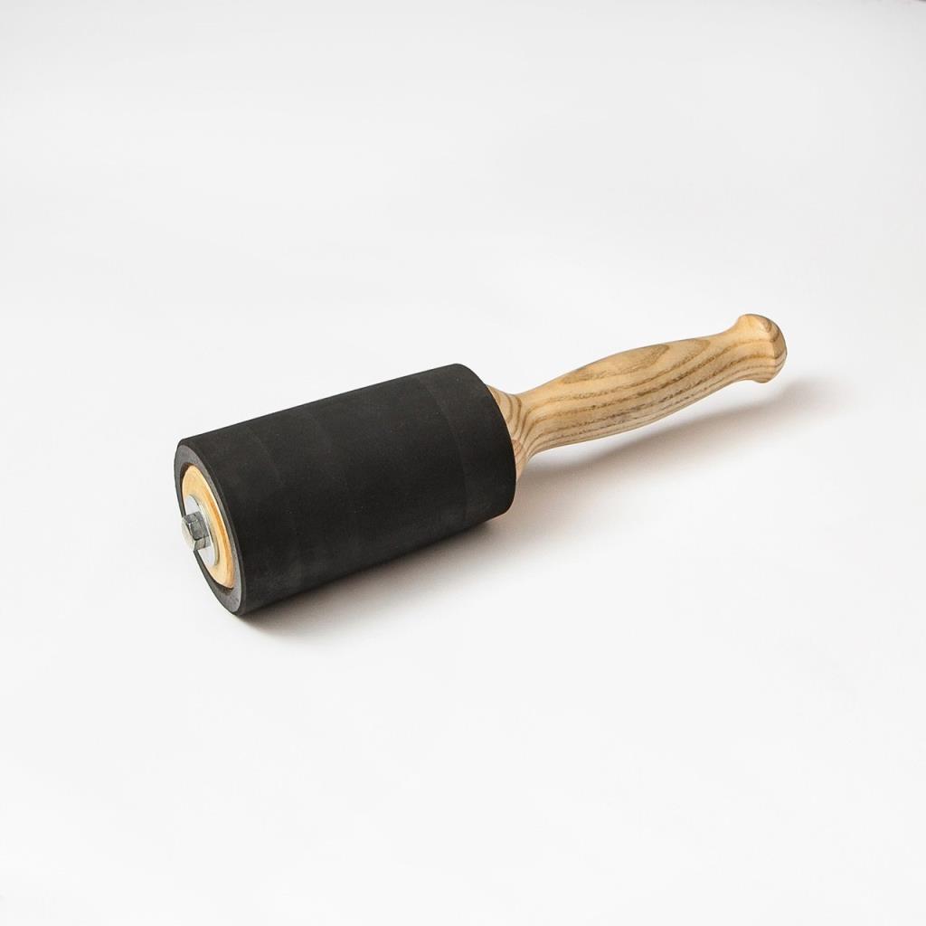 STRYI 827010 Ahşap Oymacılığı İçin Lastik Tokmak 70 mm nasıl kullanılır