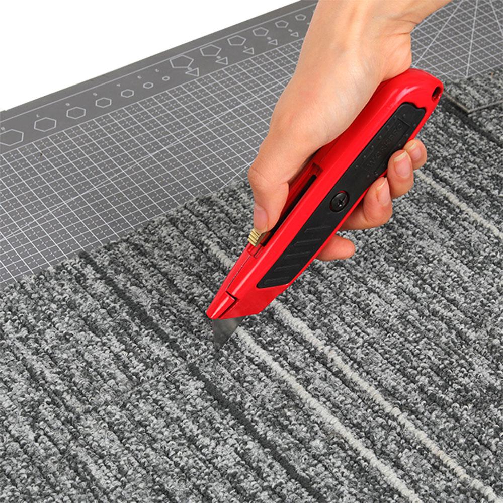 WORKPRO WP213005 Alüminyum Gövde Geri Çekilebilir Rötuş Maket Bıçağı + 3 Adet Yedek Bıçak ne işe yarar