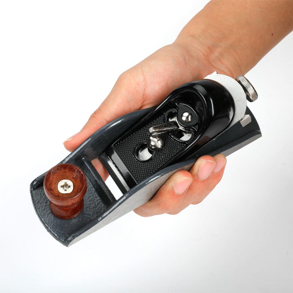 WORKPRO WP252005 175MM Avuç İçi Profesyonel Marangoz Ahşap Rendesi nasıl kullanılır