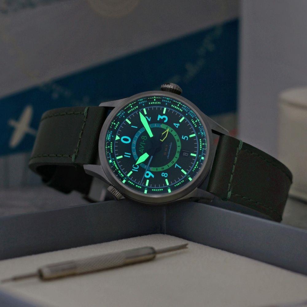 AVI-8 AV-4120-05 Erkek Kol Saati