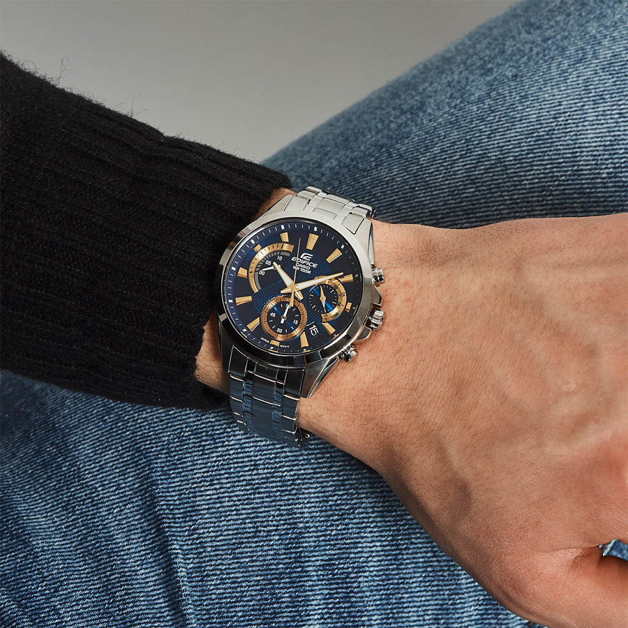 Casio EFV-580D-2AVUDF Erkek Kol Saati