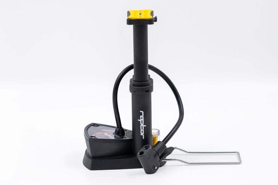 Raptor M34B-01 Dikey Ayak Pompası Analog Göstergeli Yüksek Basınçlı Bisiklet Pompası Siyah Renk