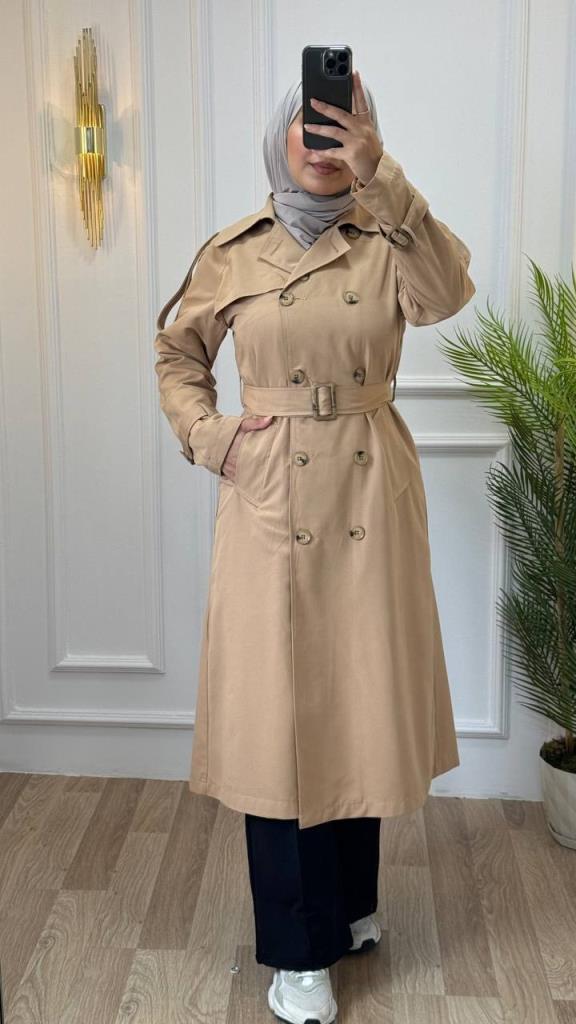 Elegant trench coat for veiled women, with a long cut and a belt, ideal for formal looks, Model 1257 - Beige