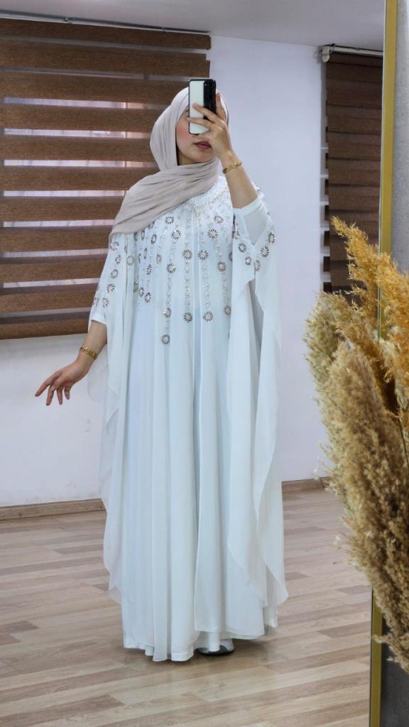 Elegant Kaftan for veiled women with a luxurious design, ideal for special occasions, model m4457. - BEYAZ