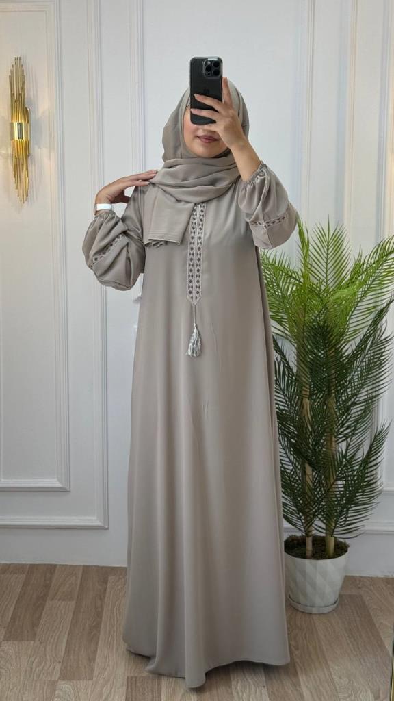 Elegant abaya with delicate embroidery on the sleeves, comes with a matching shawl for a practical and modest look, model A0535 - Tan